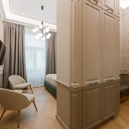 Apartment Lvxvs